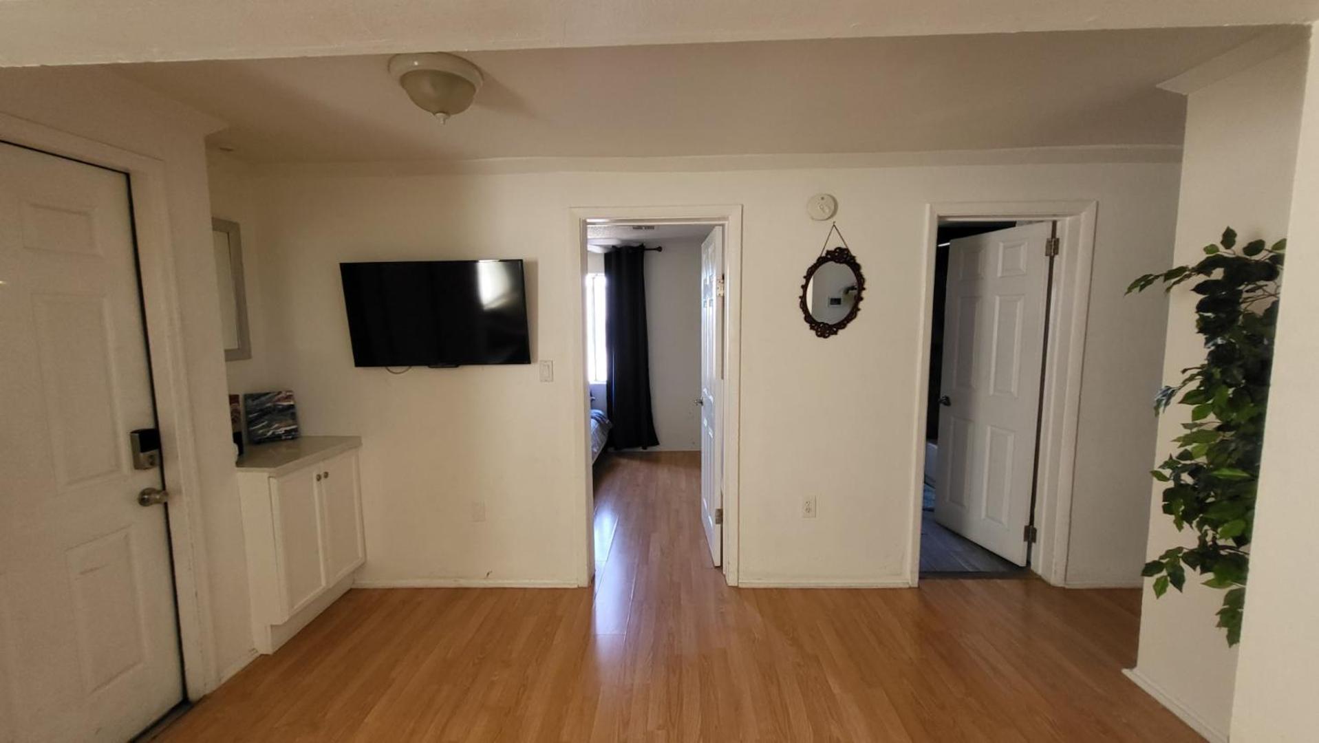 U2 - Private 2Br Walkup Apt In Dt Phx With Pkg فينيكس المظهر الخارجي الصورة